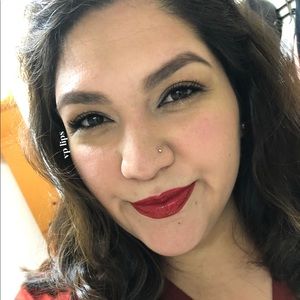 Meet your Posher, Vanna